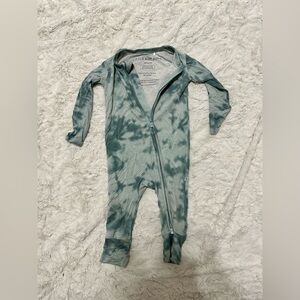 Little Bum Bums (Now Bums & Roses) blue tie dye zipper romper. Size 6-9 months.